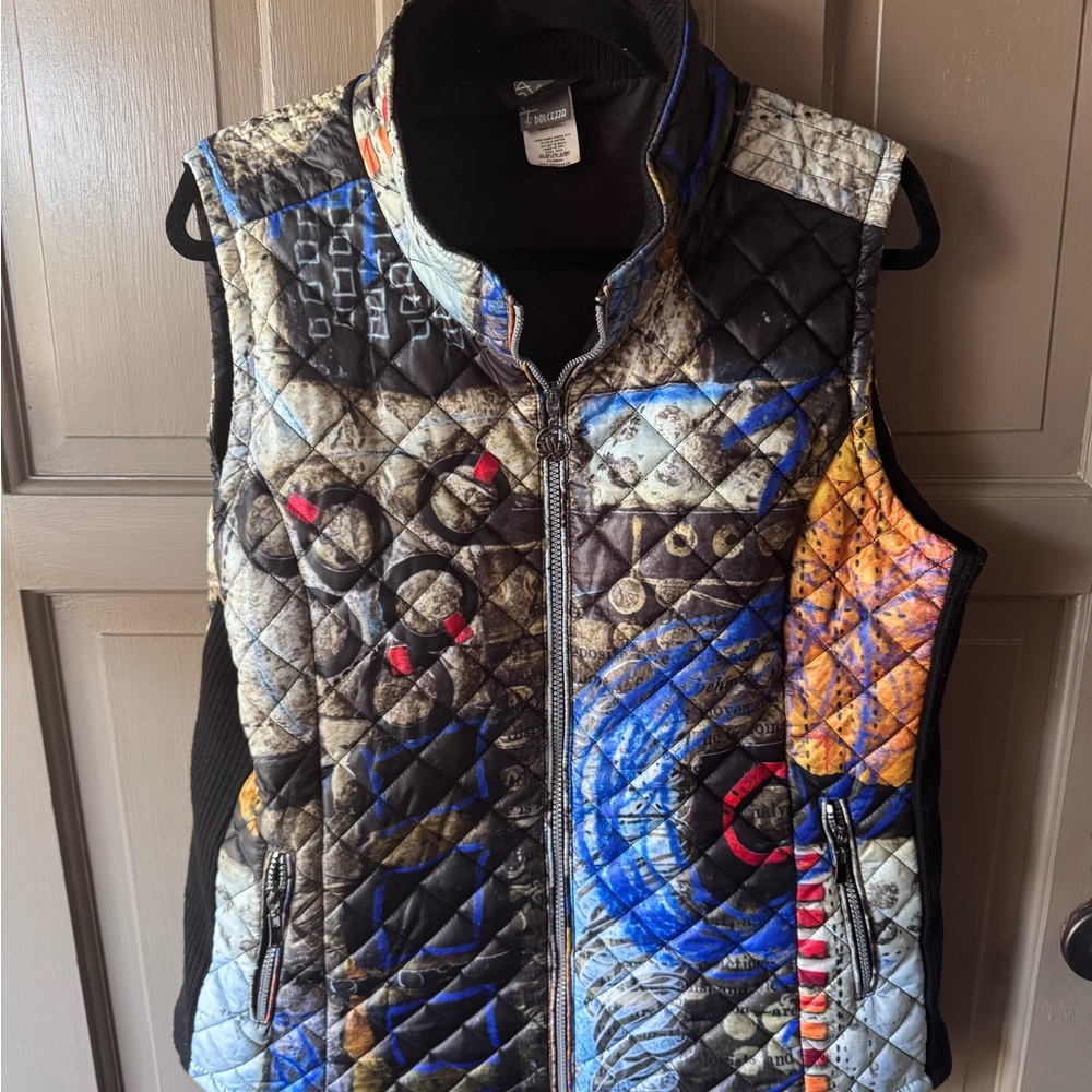 Dolczeea XL Quilted Vest with Geometric Patterns